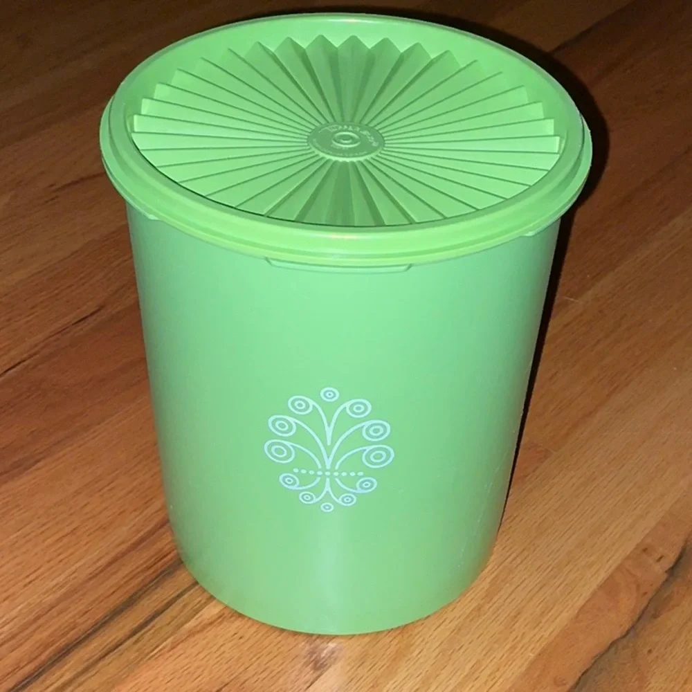 Tupperware Vintage Servalier Canister Set of 4 Green